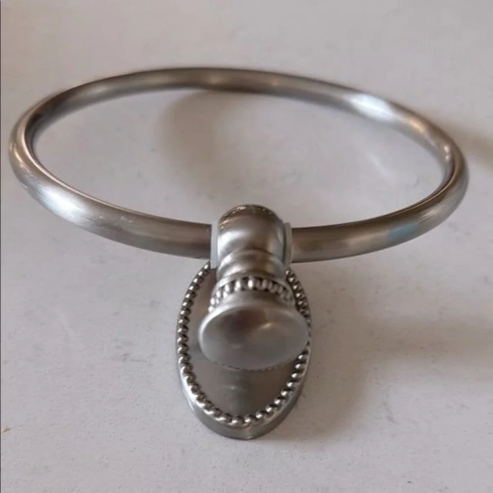 Silver Towel Ring